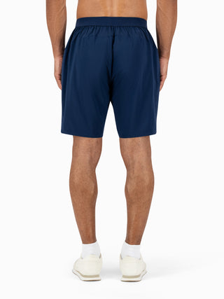 THE ADVANTAGE SHORT